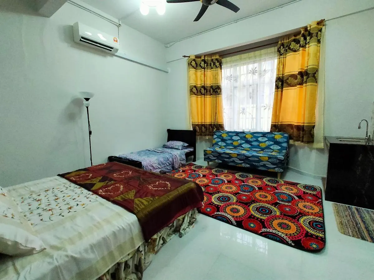 Assofea Villa Homestay Johor Bahru 0*,  Malezya